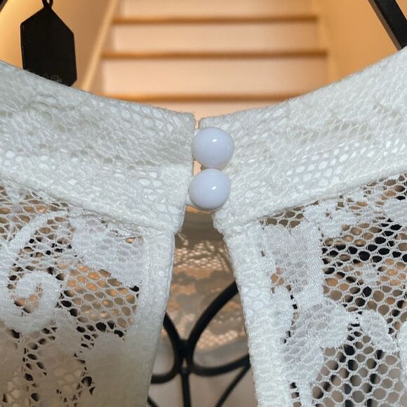 ✨🆕✨Altar’d State Elegant Lace with Pearl Crystal Band Lined Dress ✨ 👗 ✨ - Picture 7 of 13